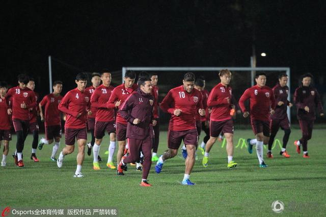 在最后一轮欧冠小组赛，米兰将在客场挑战纽卡斯尔。